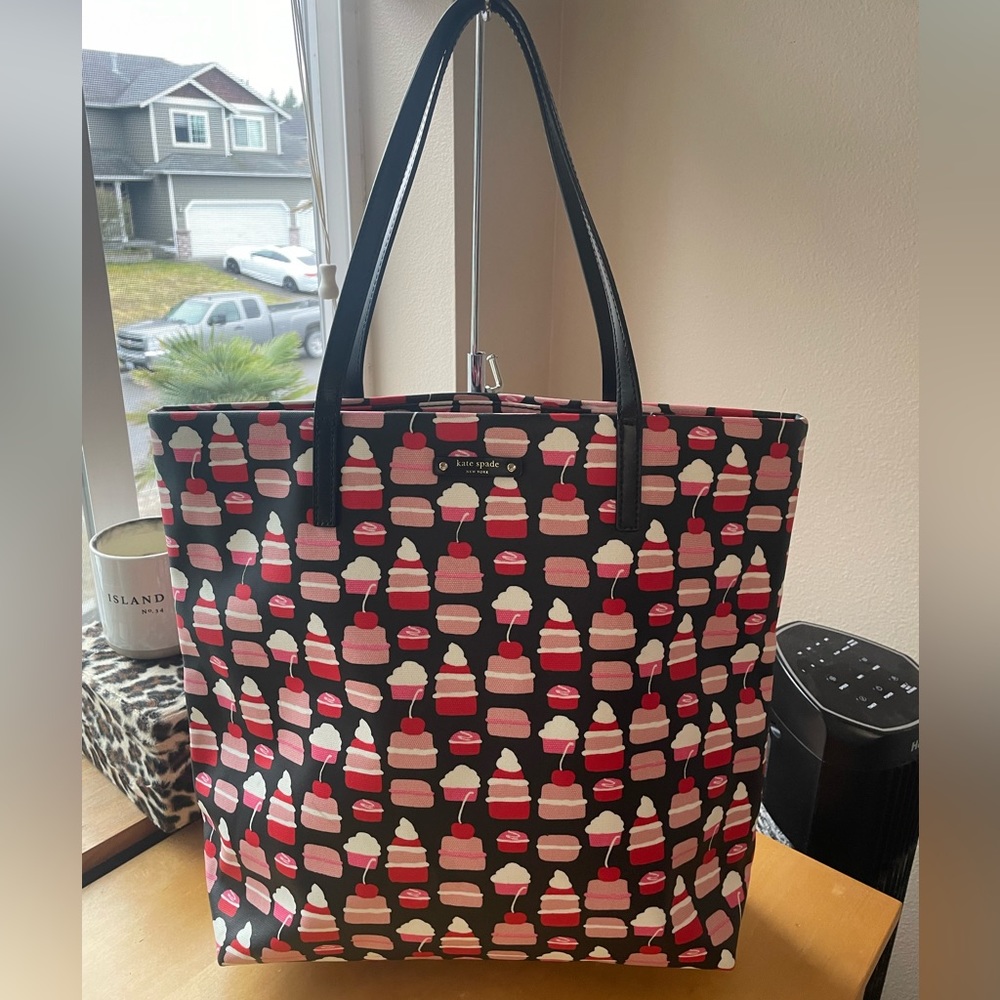 Kate Spade Tote in PVC Cupcake Print